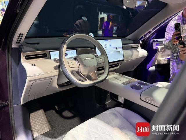 华为之后，字节也在深入汽车圈：荣威抢先落地豆包座舱助手