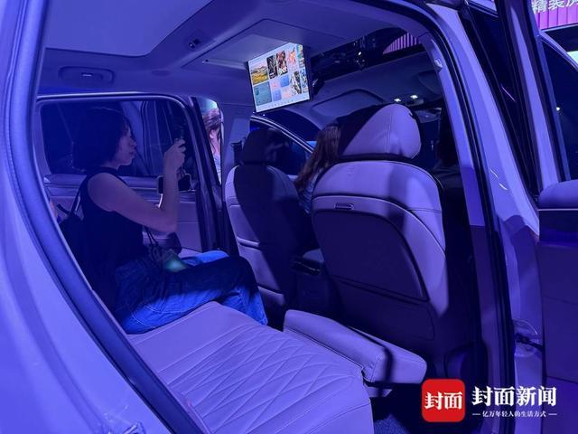 华为之后，字节也在深入汽车圈：荣威抢先落地豆包座舱助手